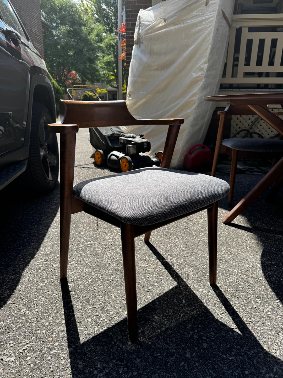 Round Dining Table with 4 Chairs - photo 2