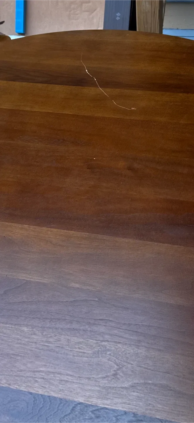 Round Dining Table with 4 Chairs image indicator(3)