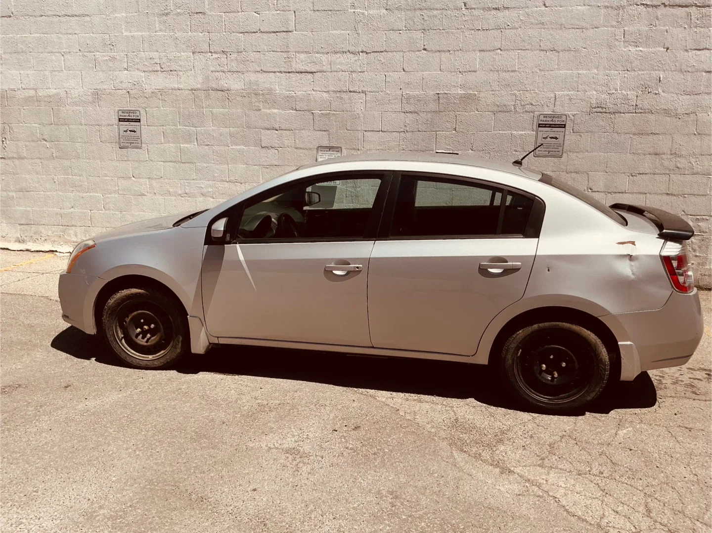 Nissan Sentra 2.0S Interior image indicator(8)