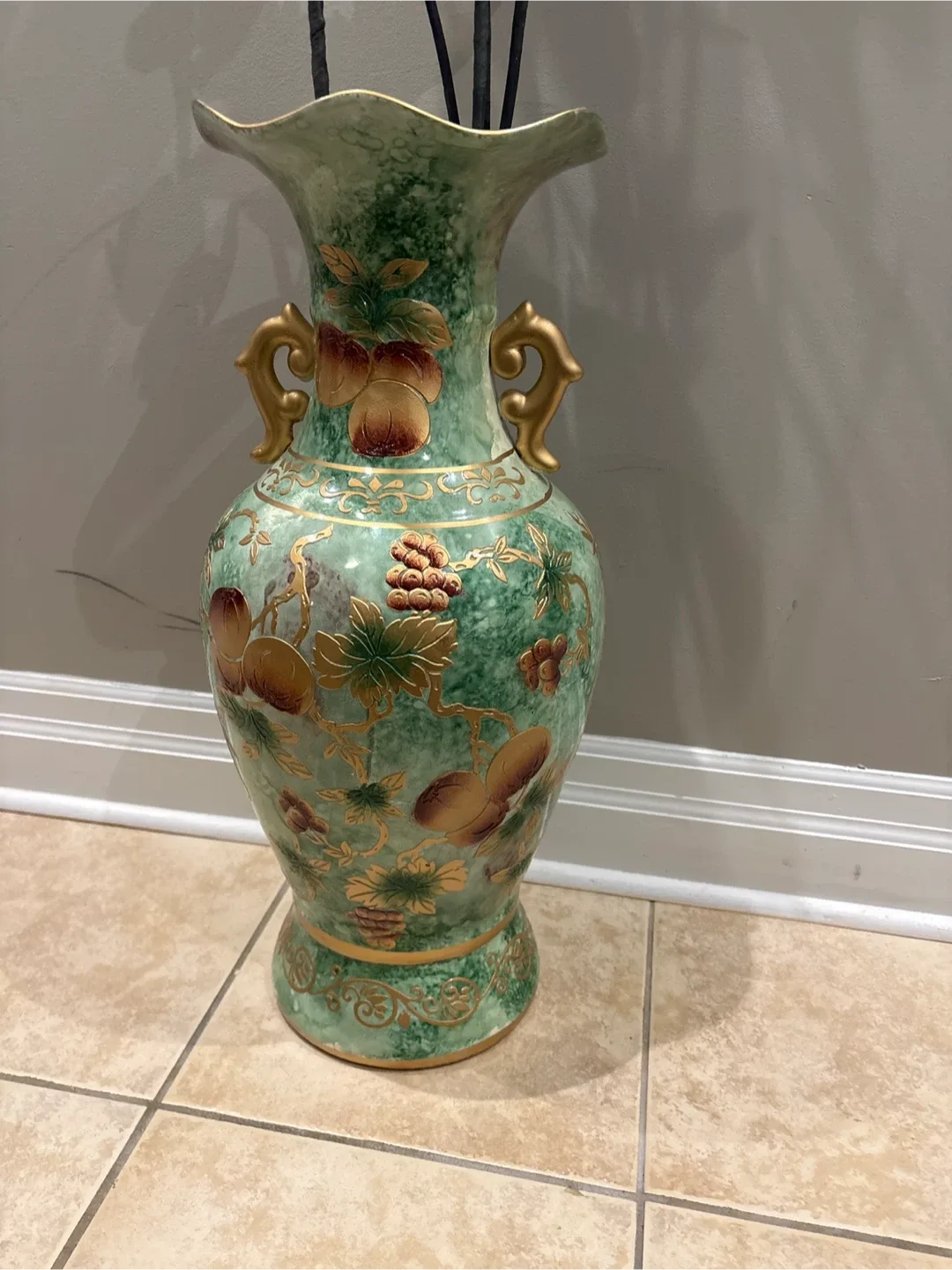 Decorative Floral Vase image indicator(2)