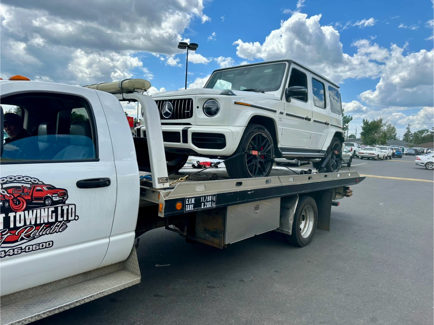 Towing Services & Cash For Scrap Cars 403-446-0600
