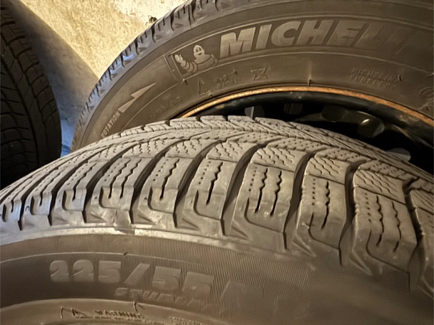 Michelin X-Ice Snow Tire 225/55R17 Acura Honda image indicator(10)