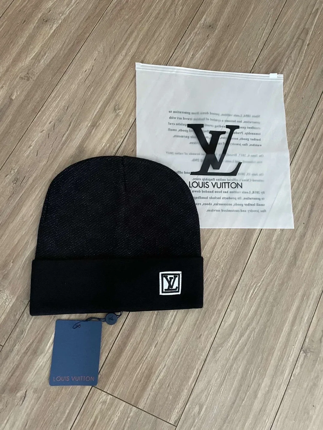 Louis Vuitton Black Beanie image indicator(2)
