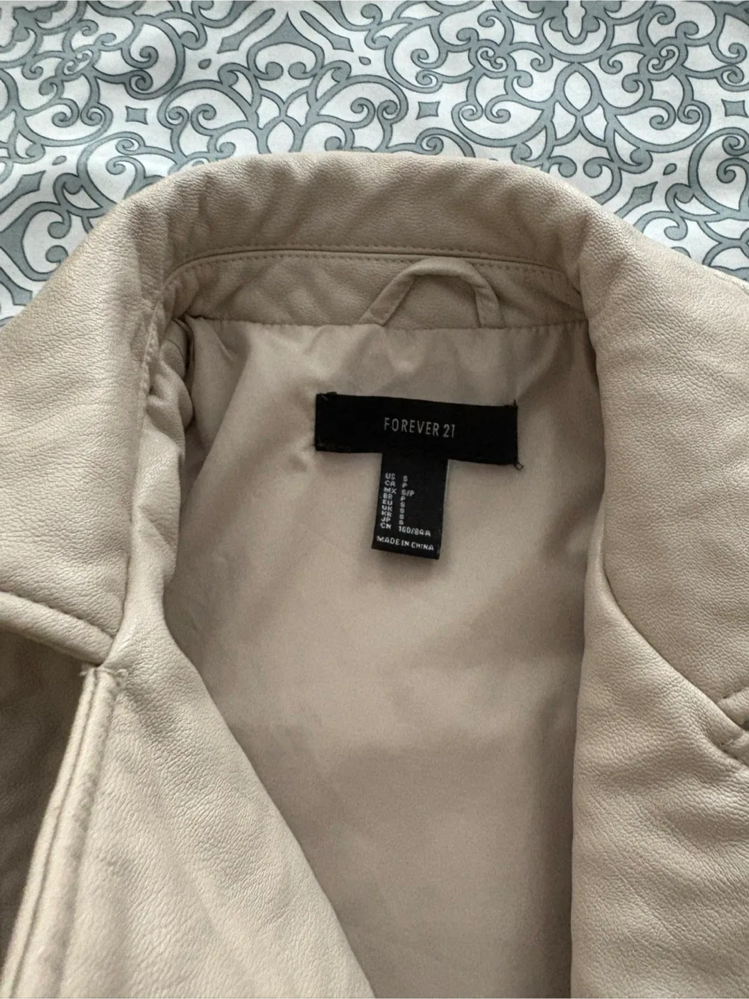 Forever 21 Beige Moto Jacket - Size S image indicator(2)