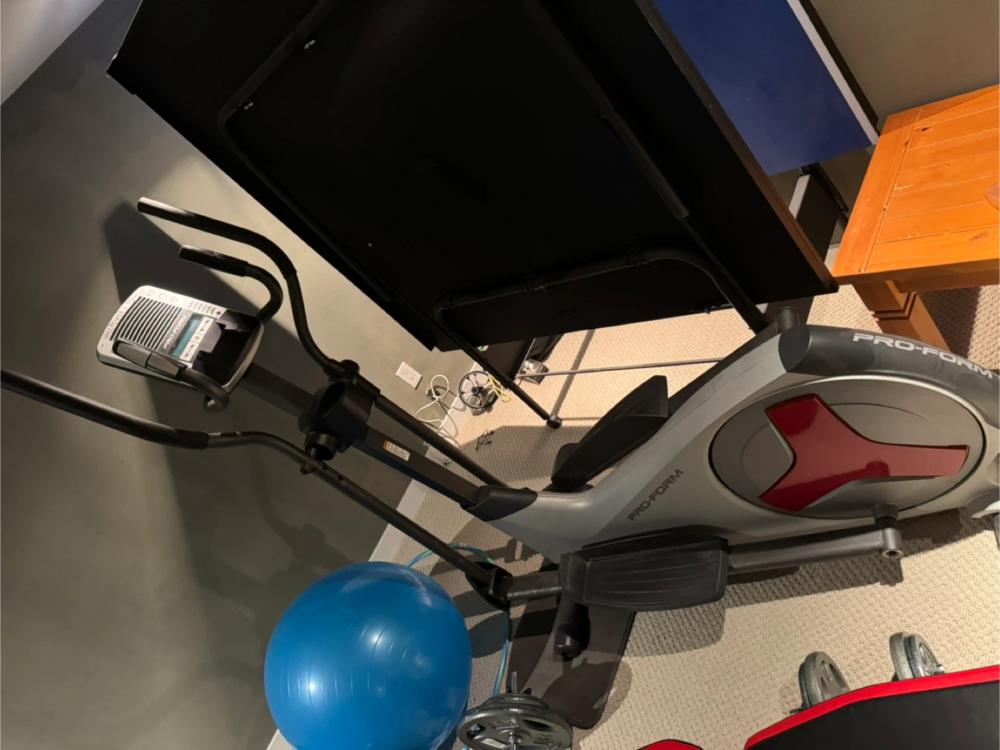 Pro-Form Elliptical Machine - photo 2
