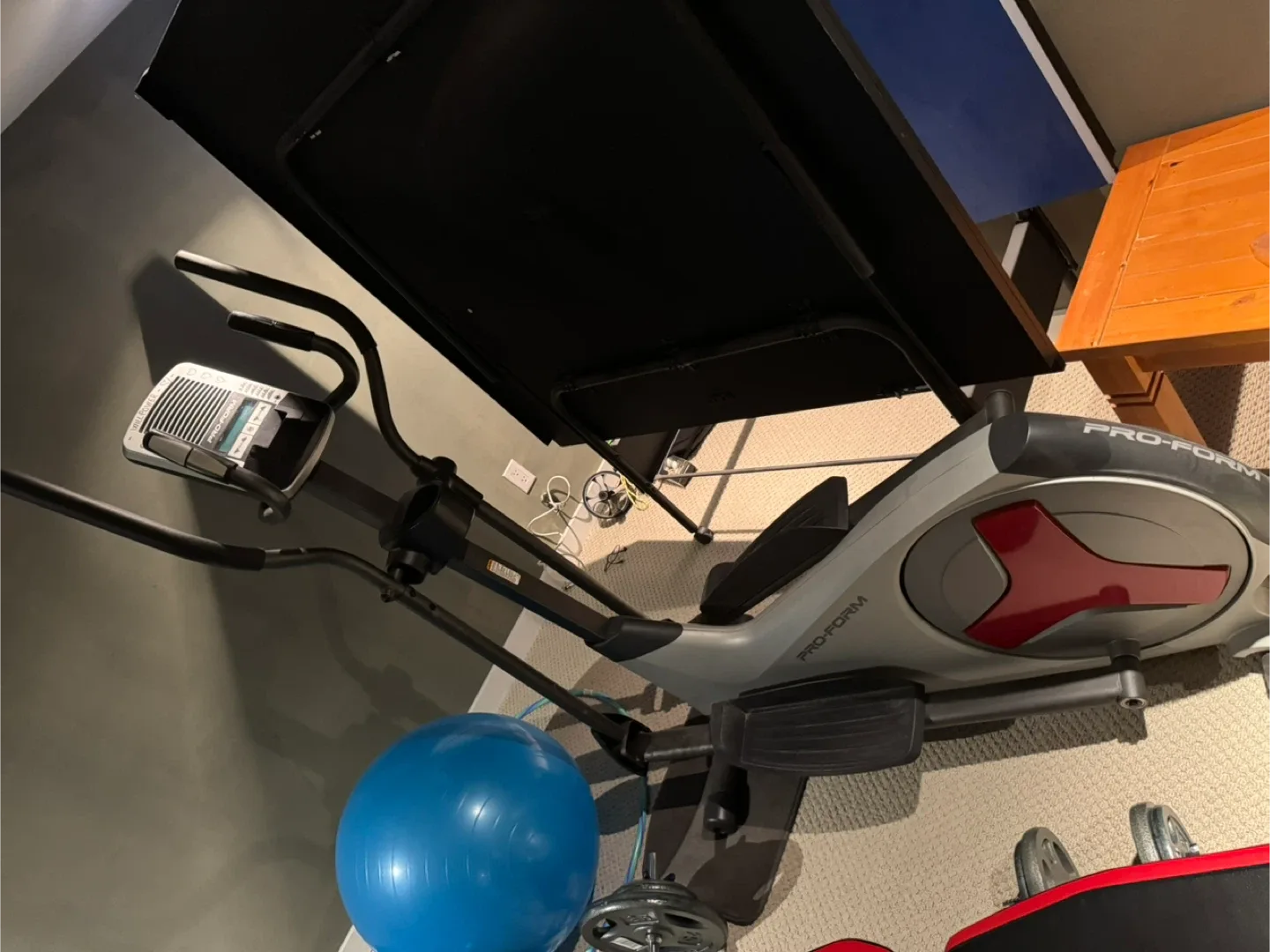 Pro-Form Elliptical Machine image indicator(2)