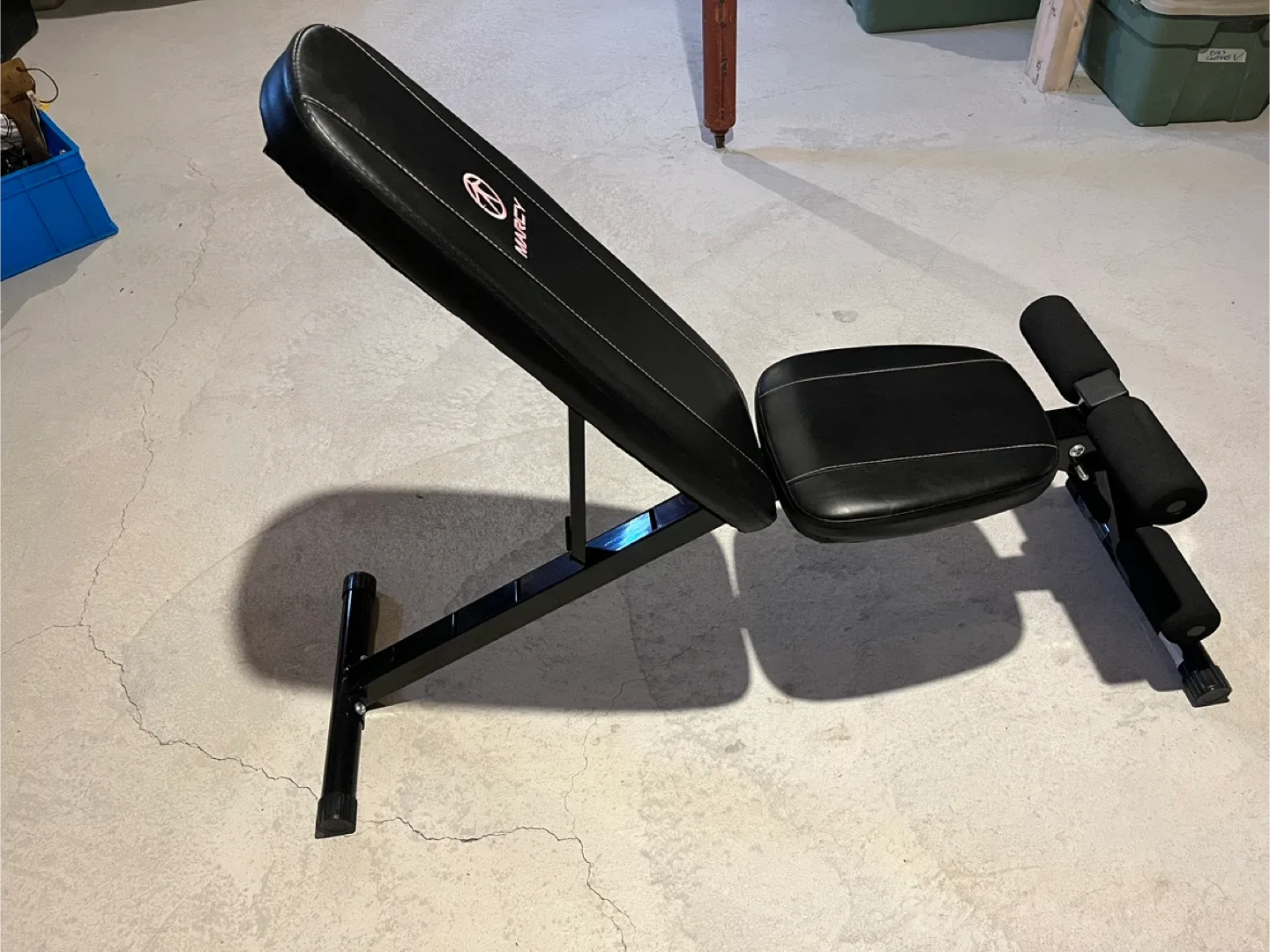 Workout Bench (Excellent Condition) image indicator(2)