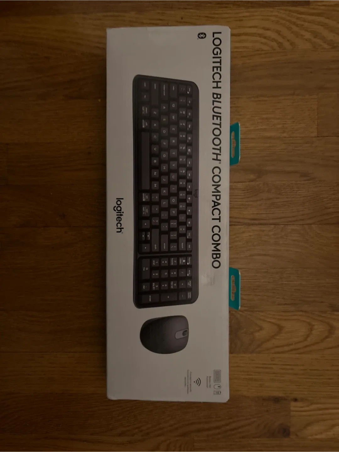 Logitech Bluetooth Compact Combo - New