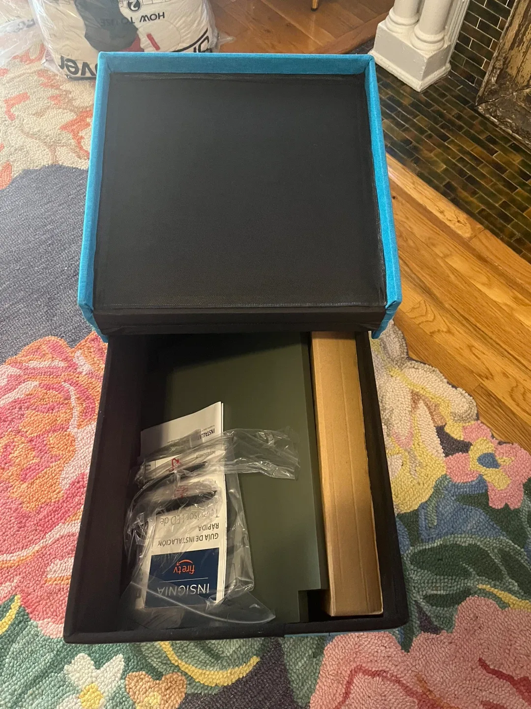 Blue Storage Ottoman image indicator(5)