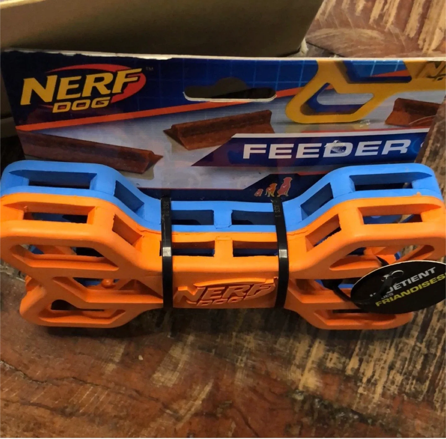 Hartz Dog Gift Set: Leash, Feeder, Bowl image indicator(5)