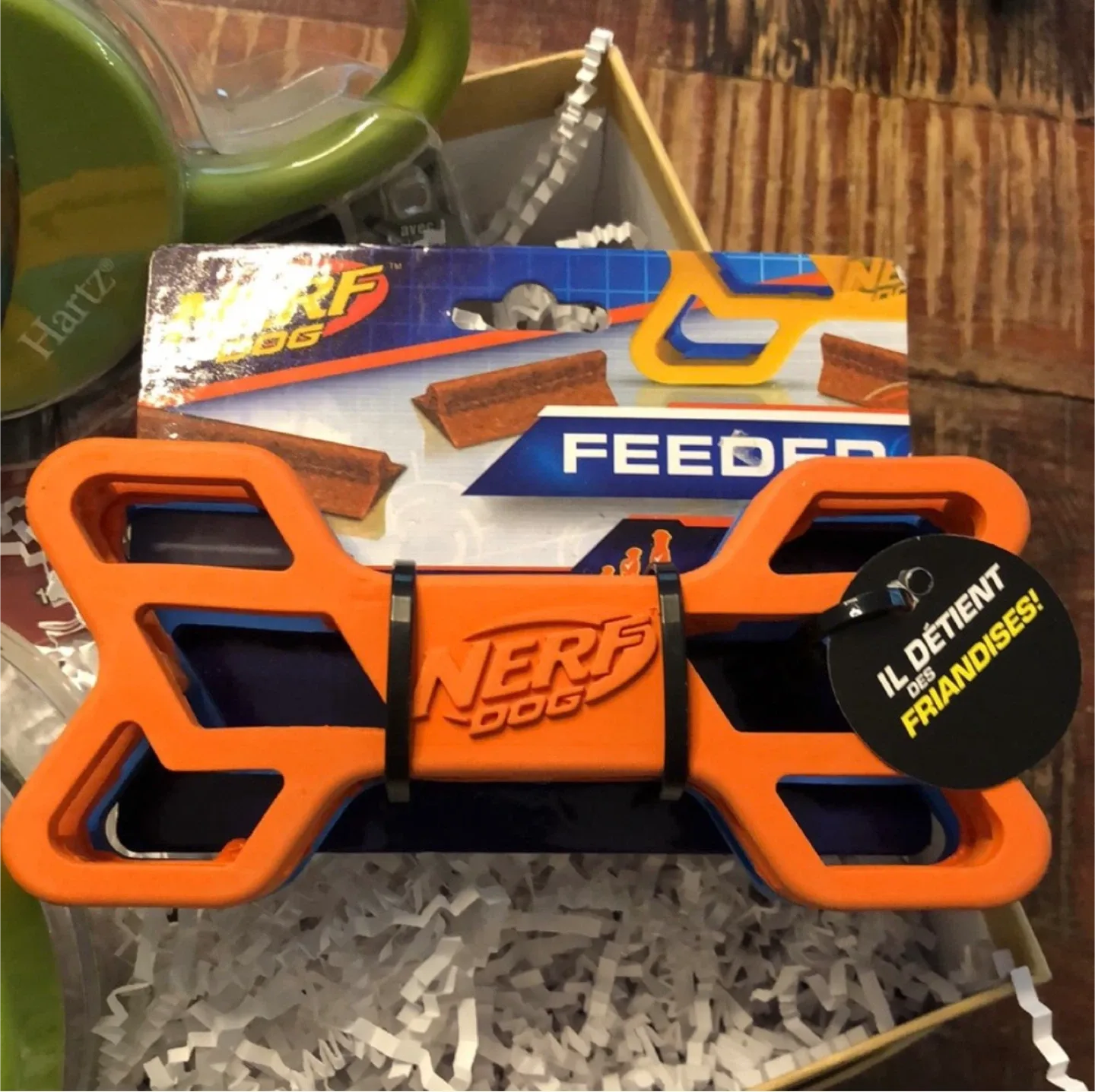 Hartz Dog Gift Set: Leash, Feeder, Bowl image indicator(4)