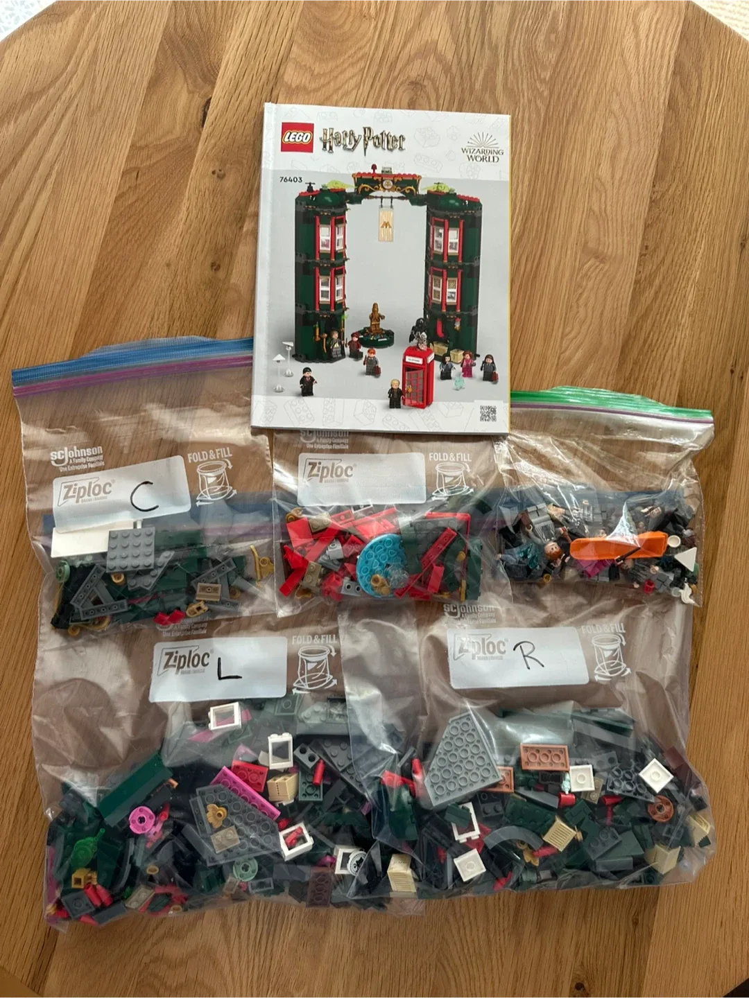 LEGO Harry Potter: The Ministry of Magic (76403) Retired Set image indicator(4)