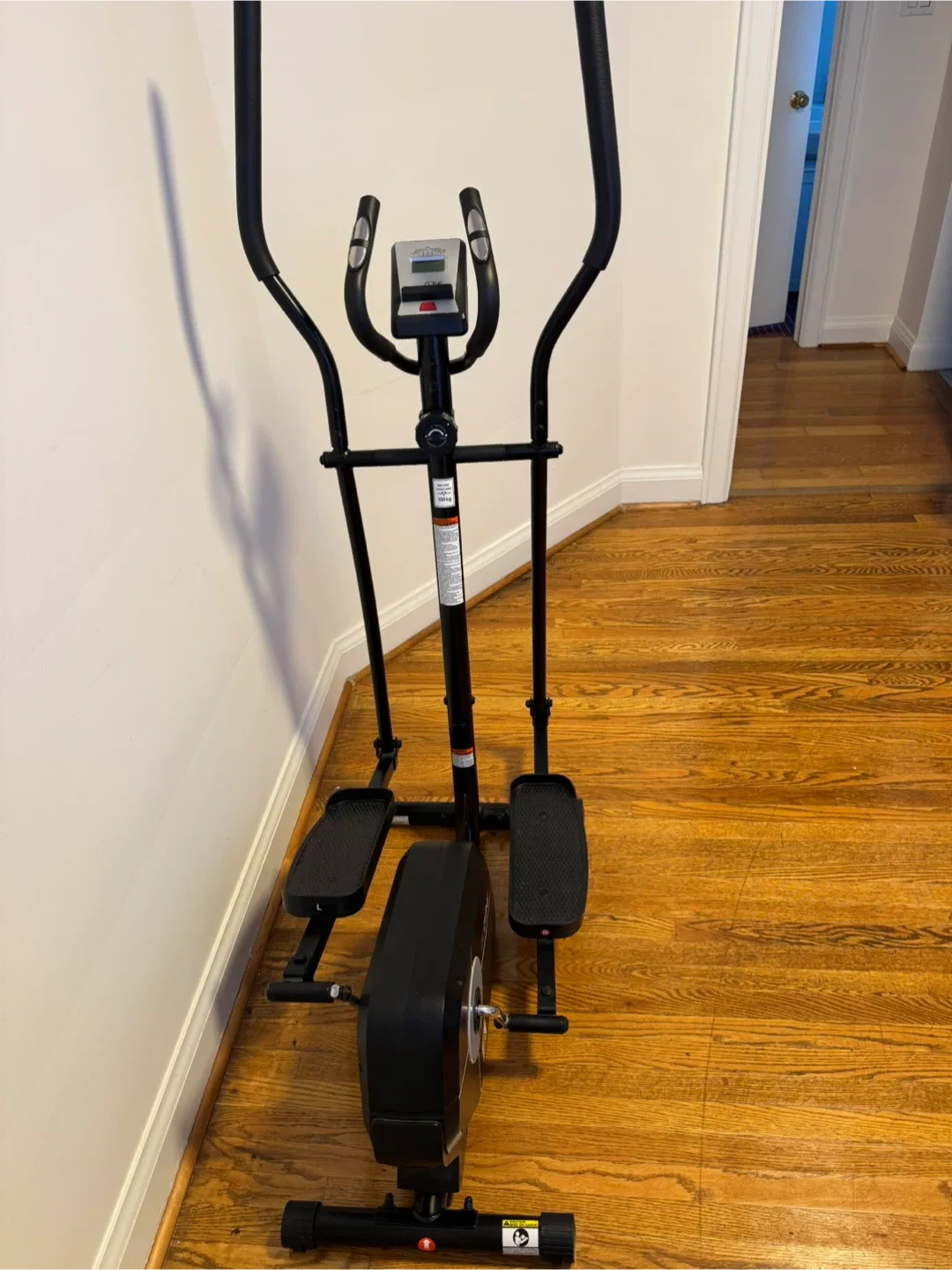 Gozone Elliptical Machine - Great Condition! image indicator(2)