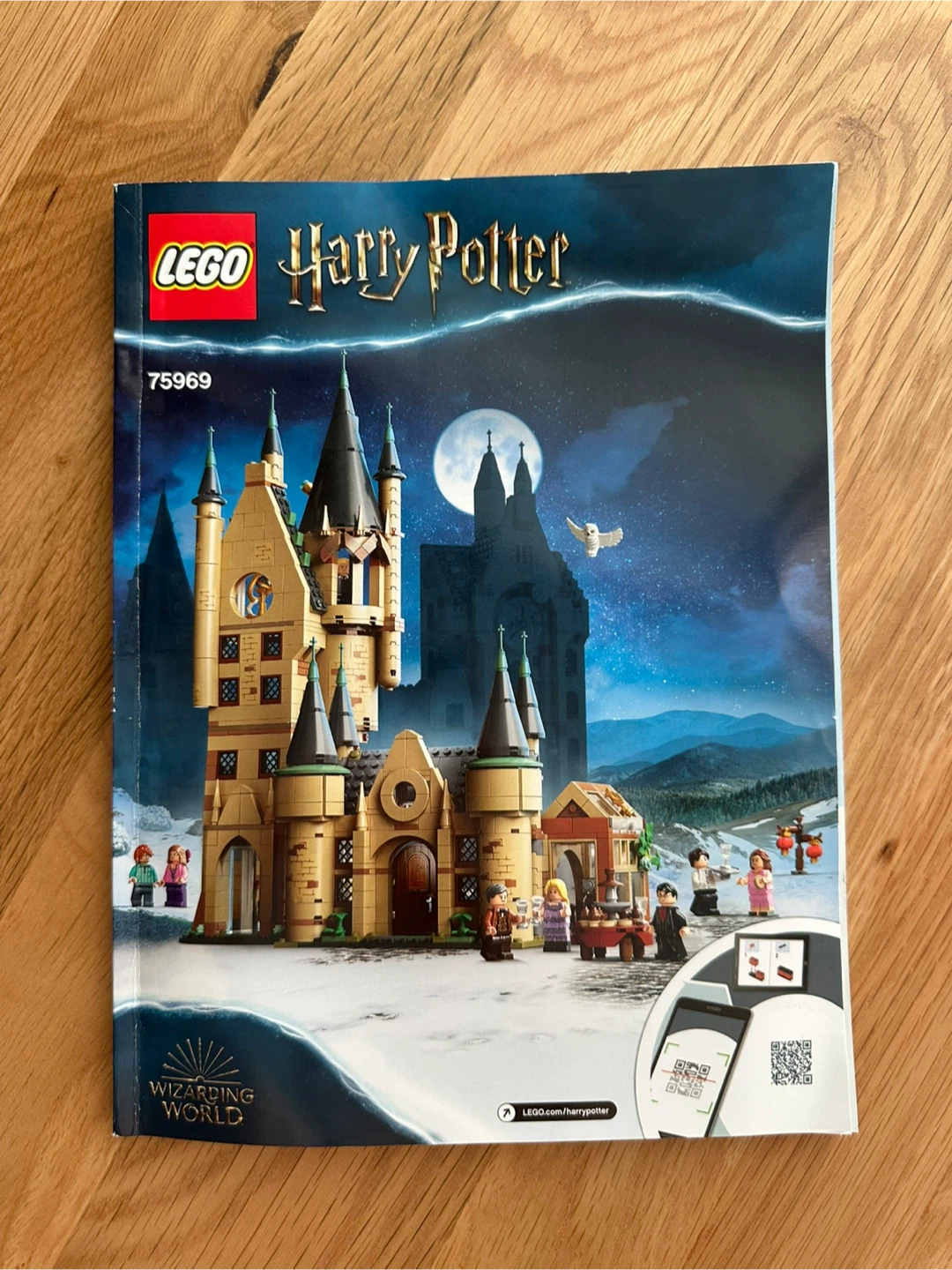 LEGO Harry Potter: Retired Hogwarts Astronomy Tower Set (75969) - photo 3