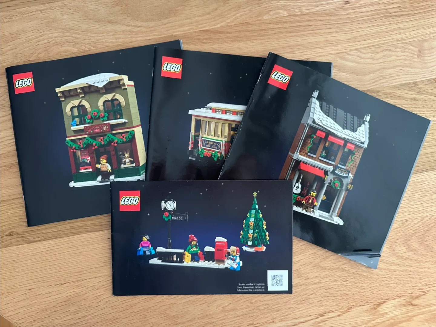 LEGO: Retired Holiday Main Street Winter Village Set (10308) image indicator(3)