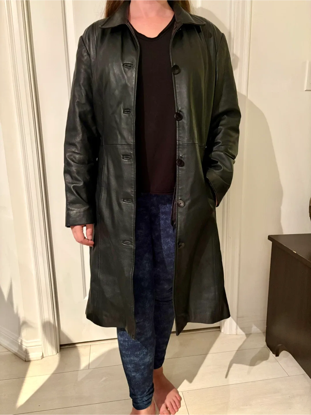 Fairweather Black Leather Coat - Size L image indicator(2)