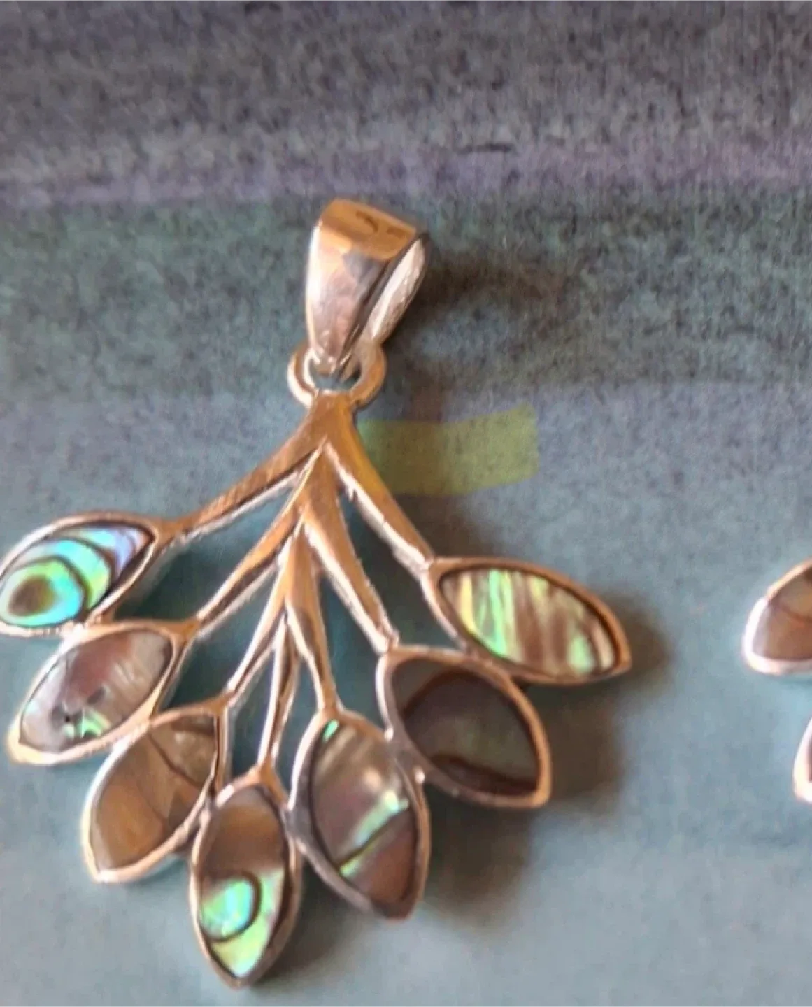 Abalone leaf pendant (silver stamped 925) thumbnail