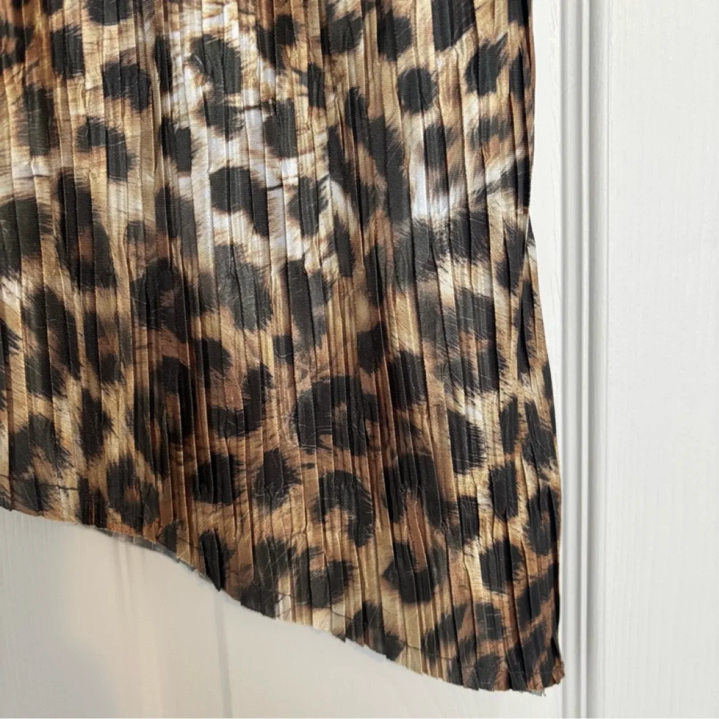 Zara Asymmetrical Leopard Top — Small image indicator(4)