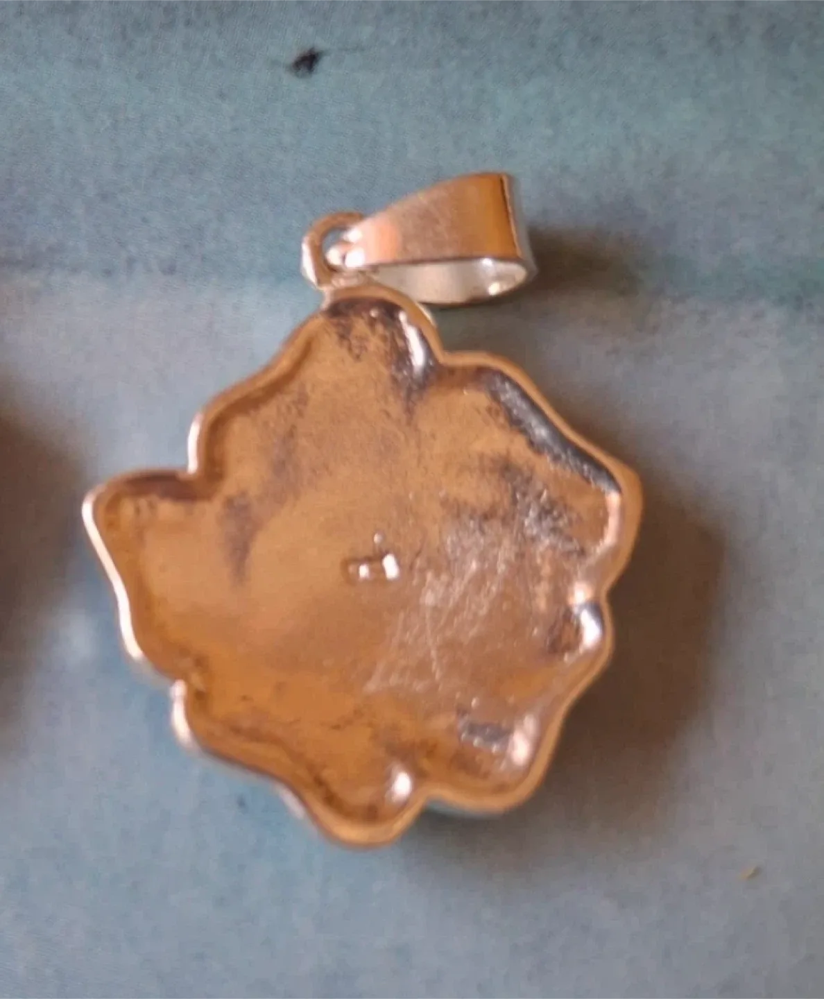 Abalone flower pendant (silver stamped 925, priced per item) image indicator(3)