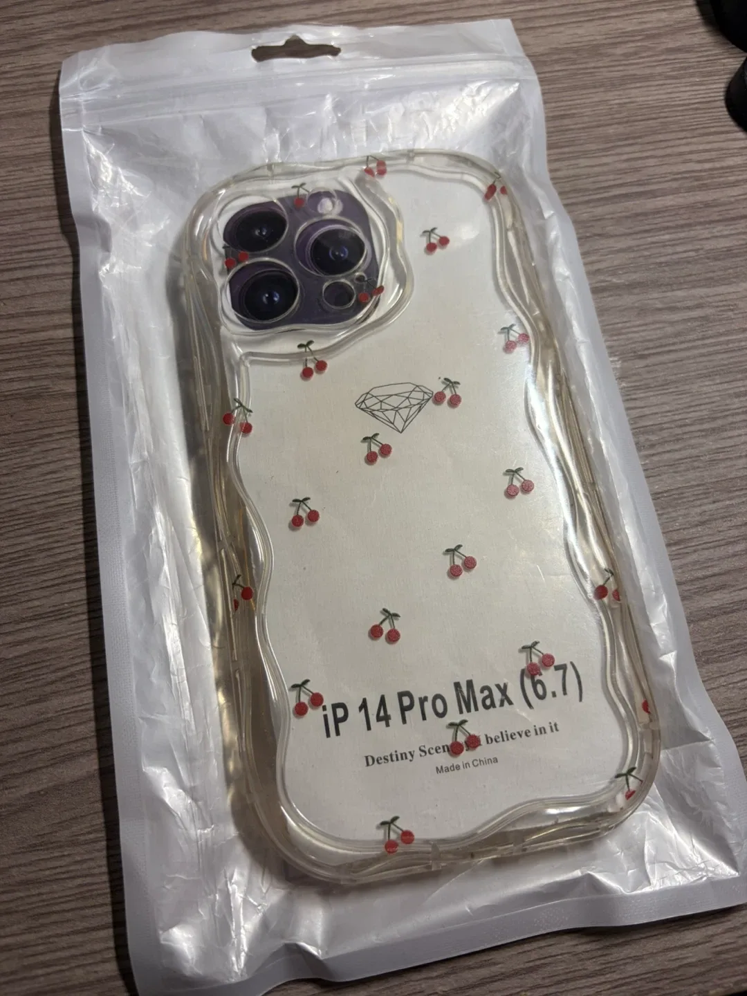 New iPhone 14 Pro Max (6.7) Case - Cherry Design