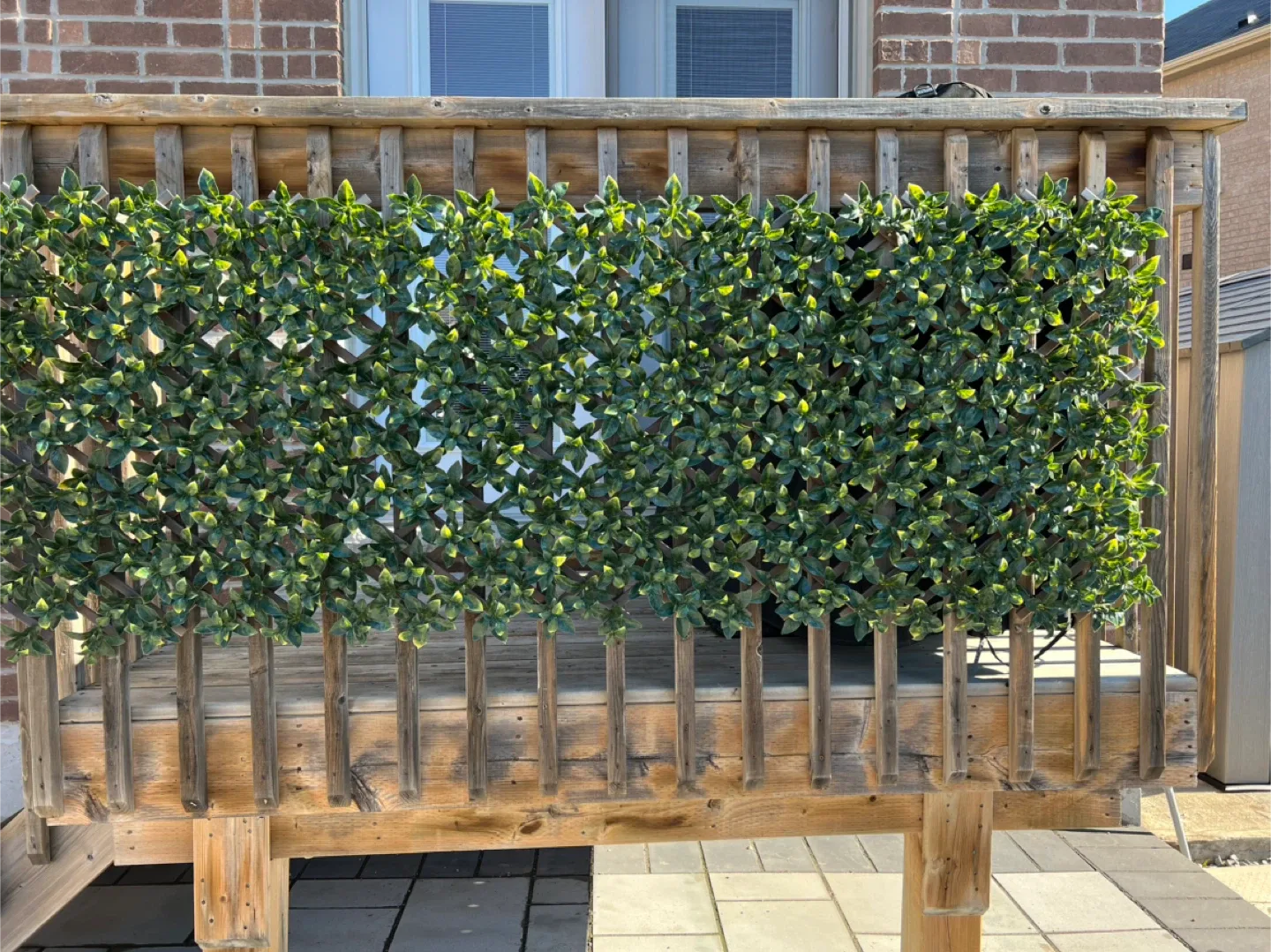 Expandable Privacy Fence Screen (Excellent Condition) image indicator(4)