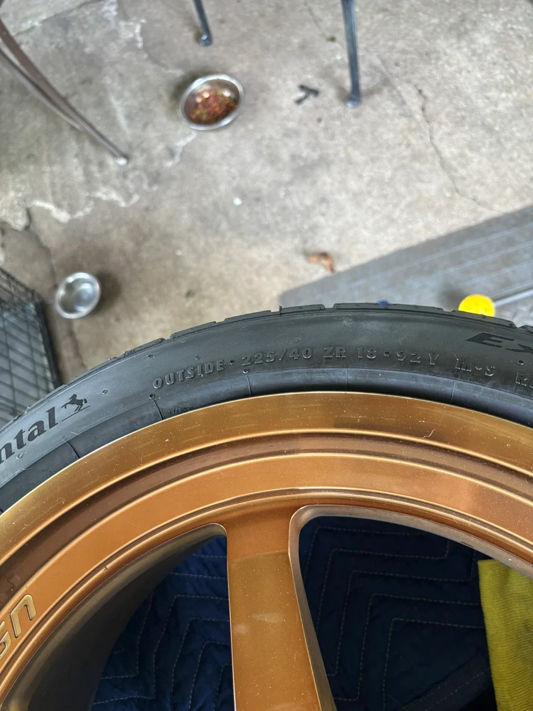 Cosmis Racing XT-005R Bronze Wheels & Continental Tire image indicator(7)