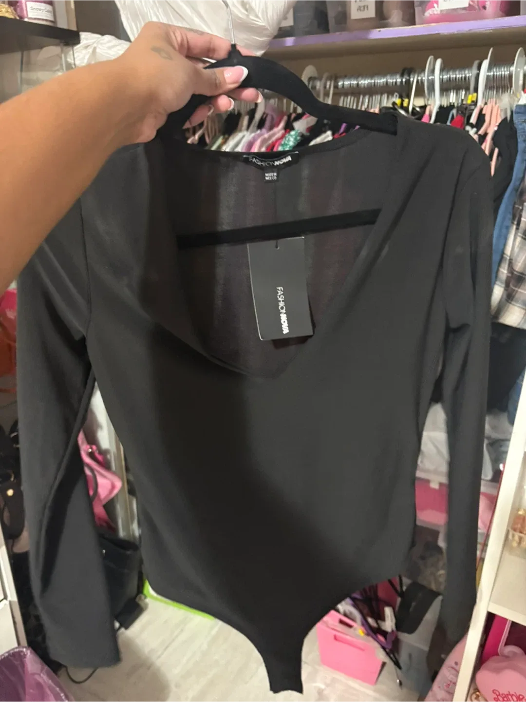 Fashion Nova Louise V Neck Bodysuit - Size M image indicator(3)