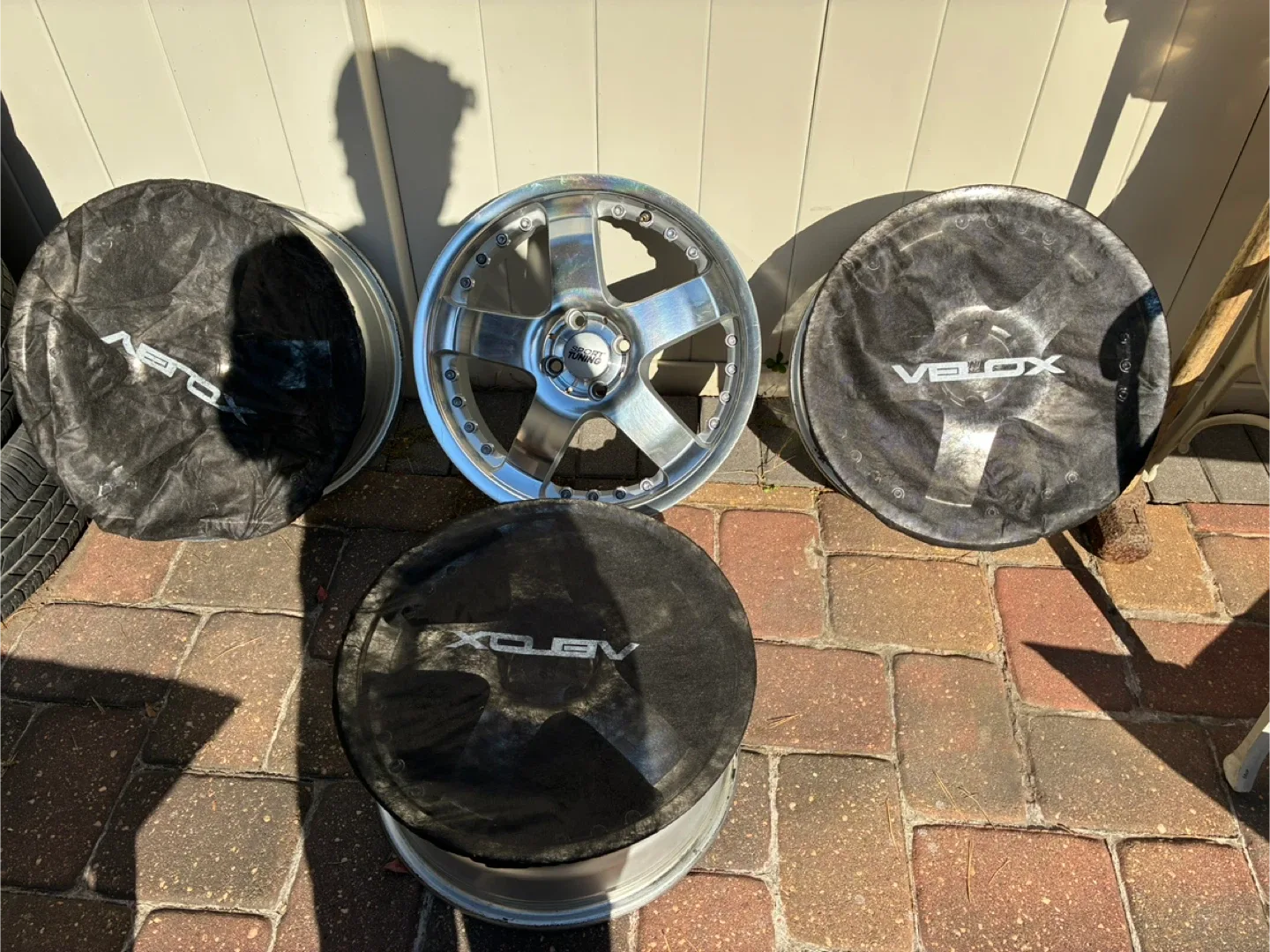 Velox 17" Wheels - 17x7½, 4x100/114.3 PCD image indicator(4)