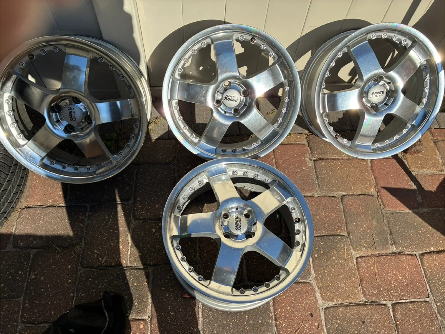 Velox 17" Wheels - 17x7½, 4x100/114.3 PCD image indicator(9)