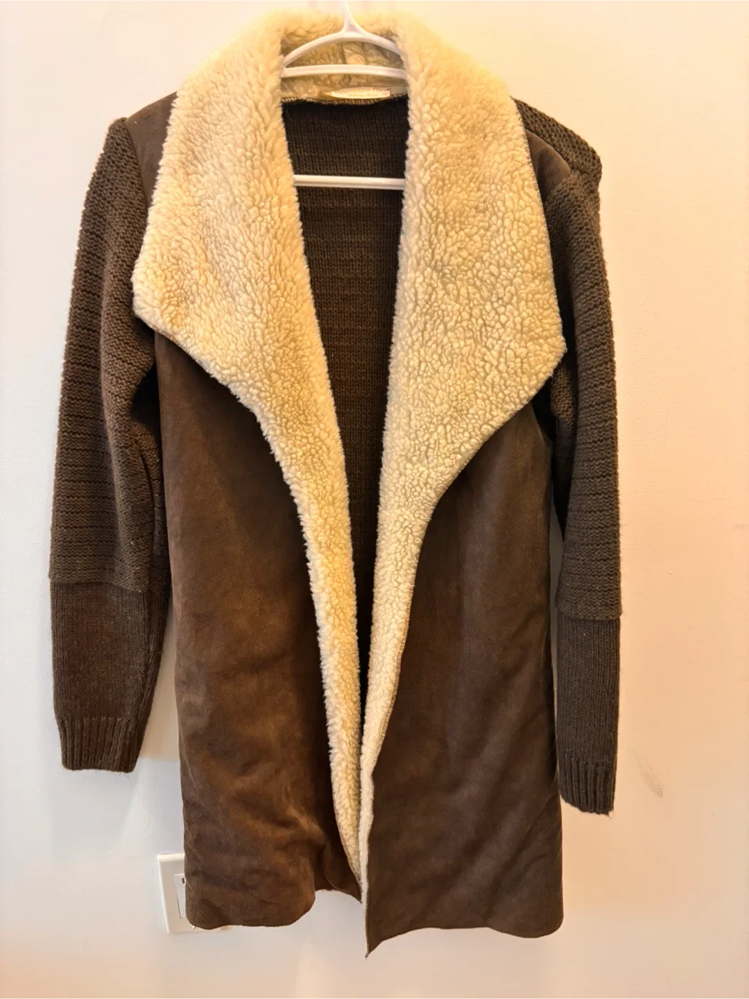 Assorted Clothes for Women image indicator(2)