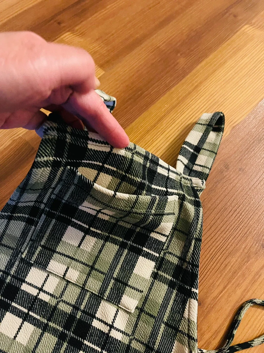 Plaid Jumper Dress image indicator(4)