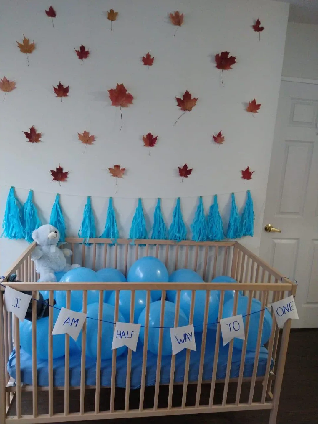 Wooden Baby Crib with mattress image indicator(2)
