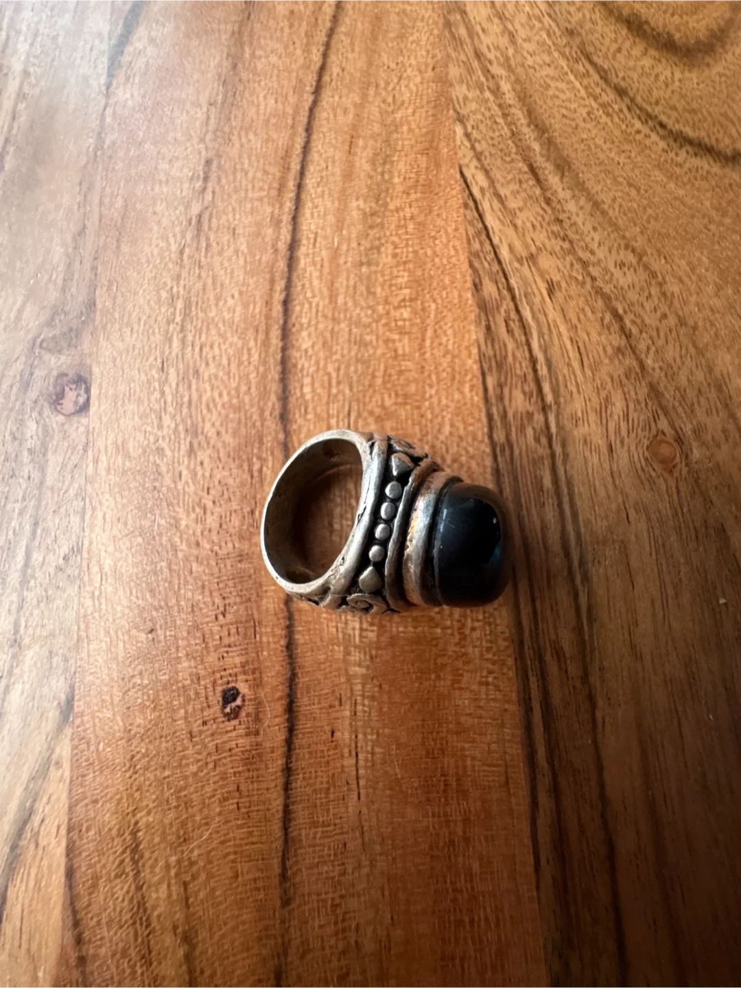 Vintage Silver Ring with Black Stone image indicator(2)