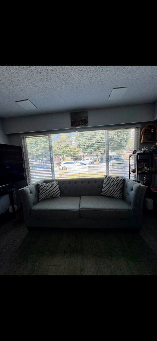 Grey Sofa (2 couch’s) - photo 2