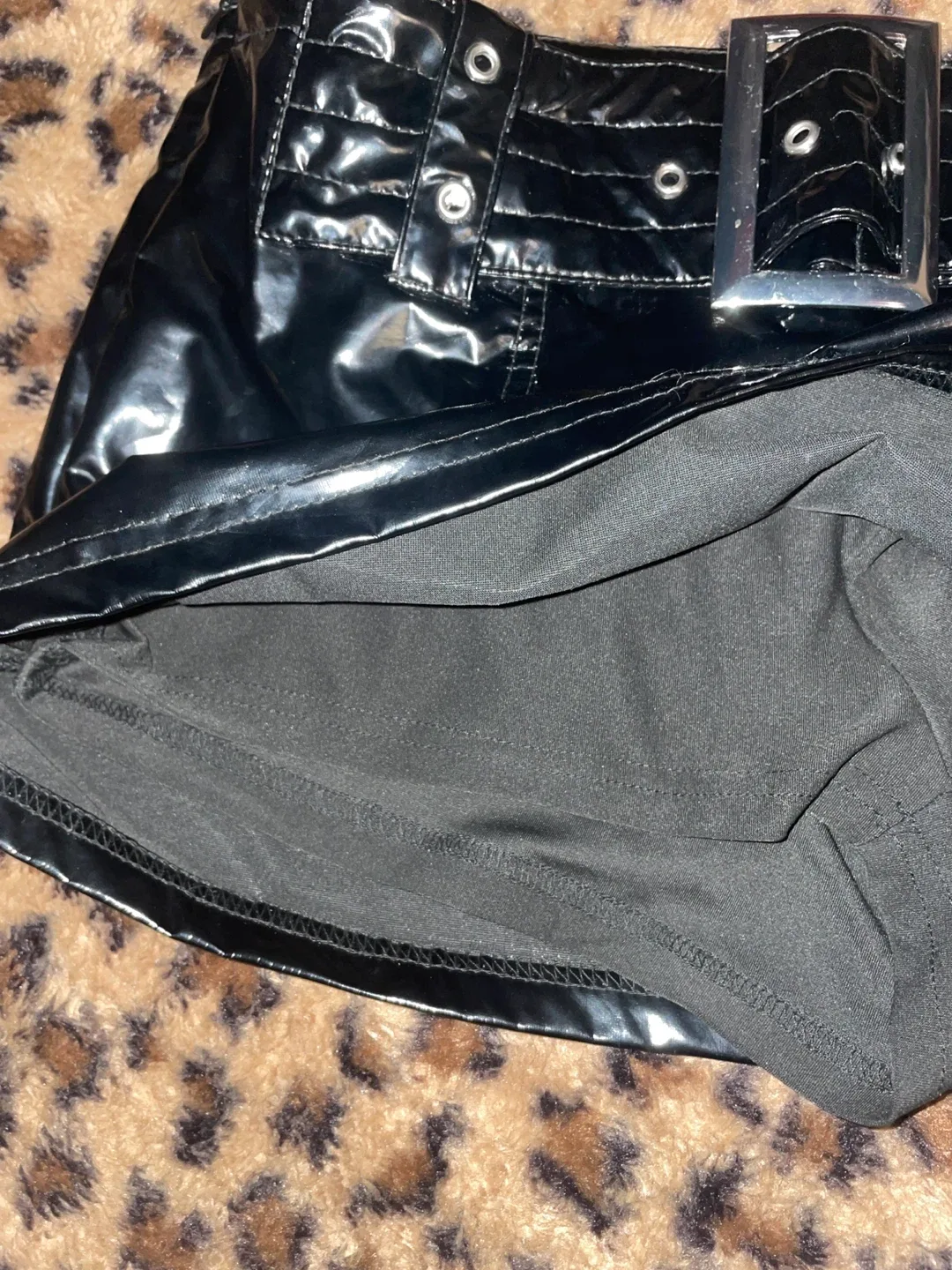 Black leather mini skirt image indicator(3)