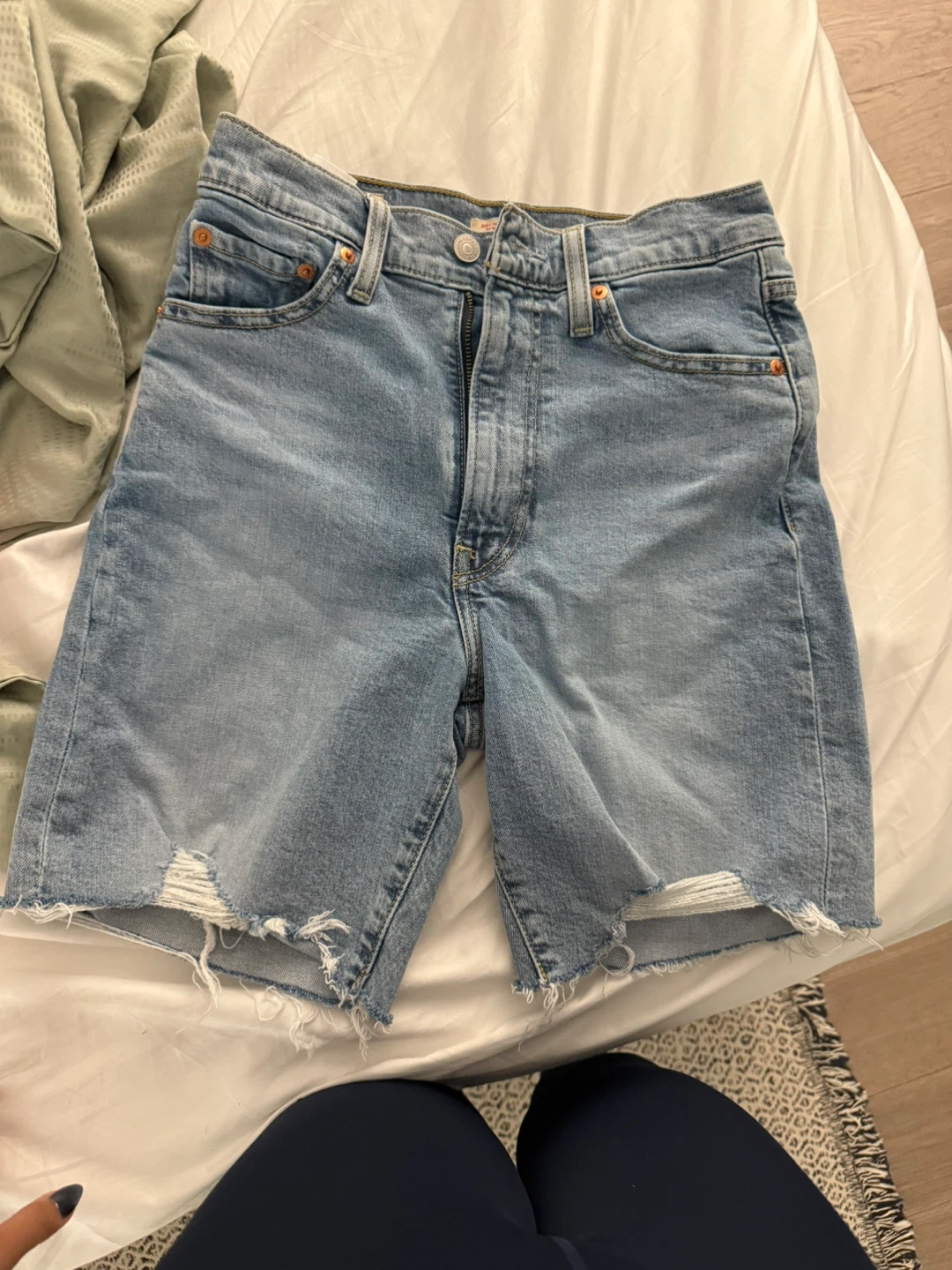 Levi's Ribcage Bermuda Denim Shorts - Size 26