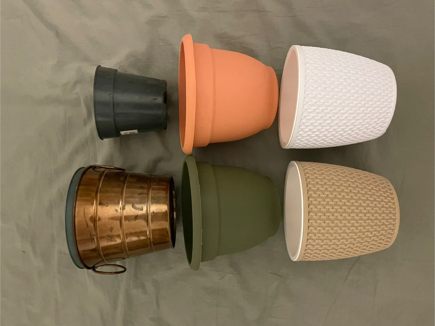 Assorted Planters image indicator(9)