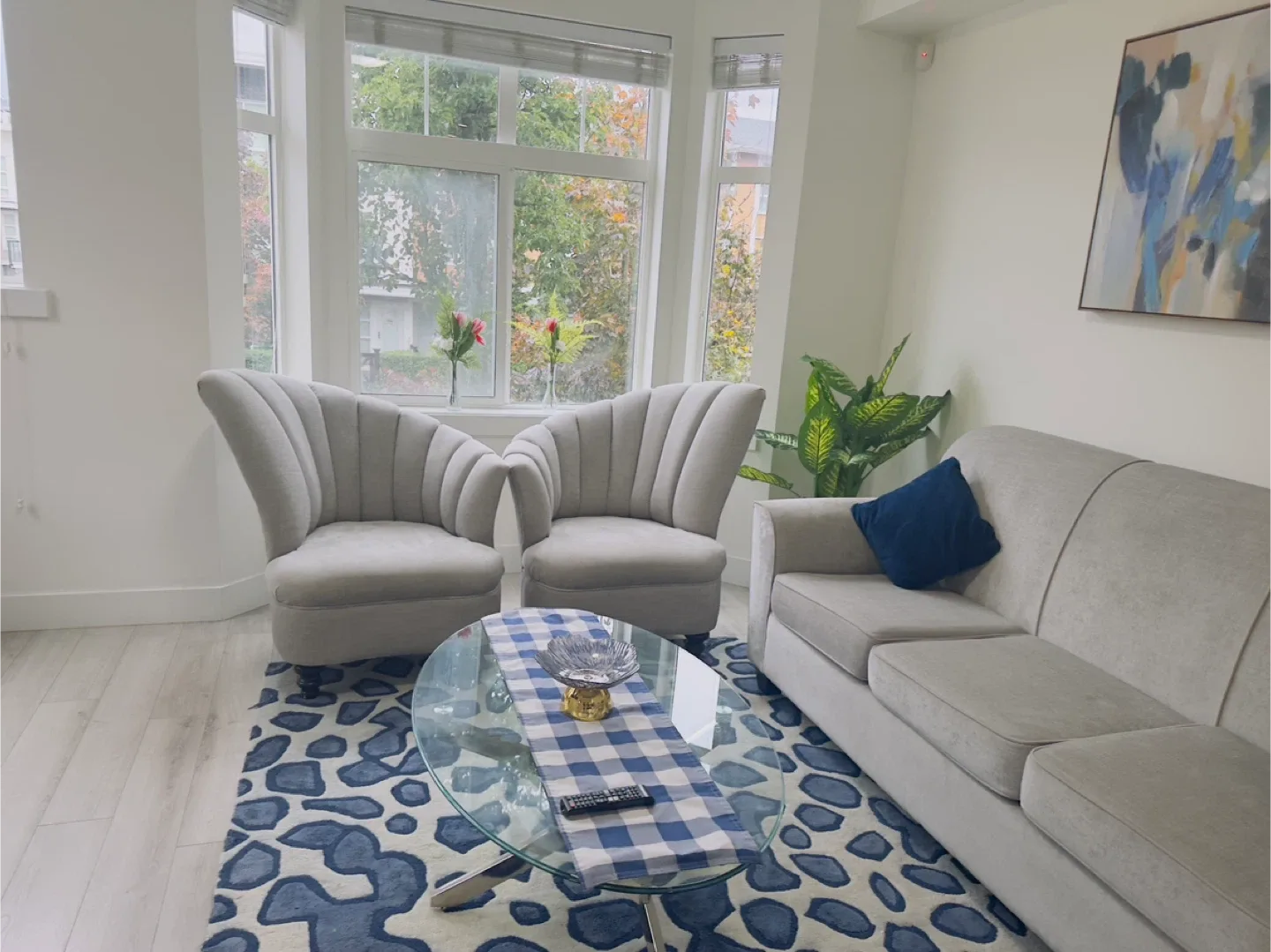 Living Room Set - Sofa, Loveseat & Chairs image indicator(3)