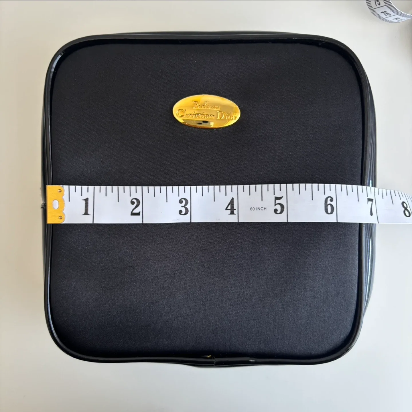 Christian Dior Parfums Bag image indicator(7)