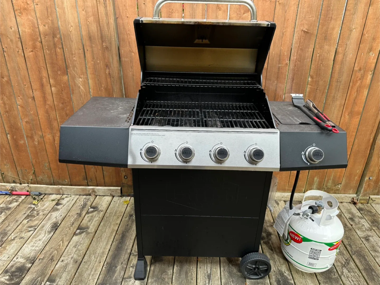 Expert Grill 4-Burner Gas Grill image indicator(2)