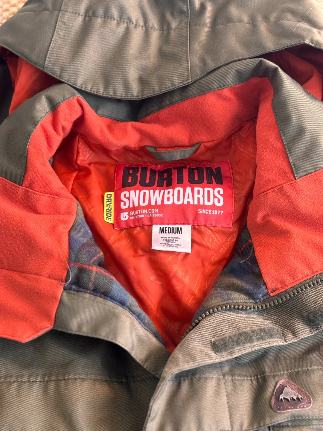 Burton Snowboards Jacket - Size Medium image indicator(2)