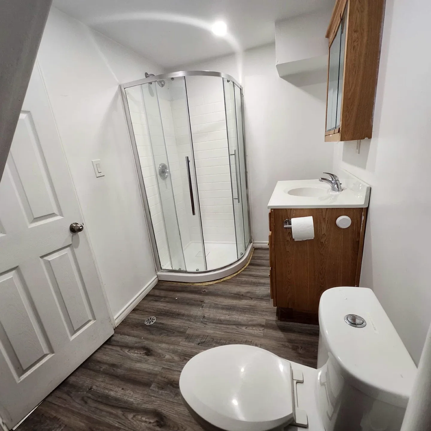 Basement for rent image indicator(4)