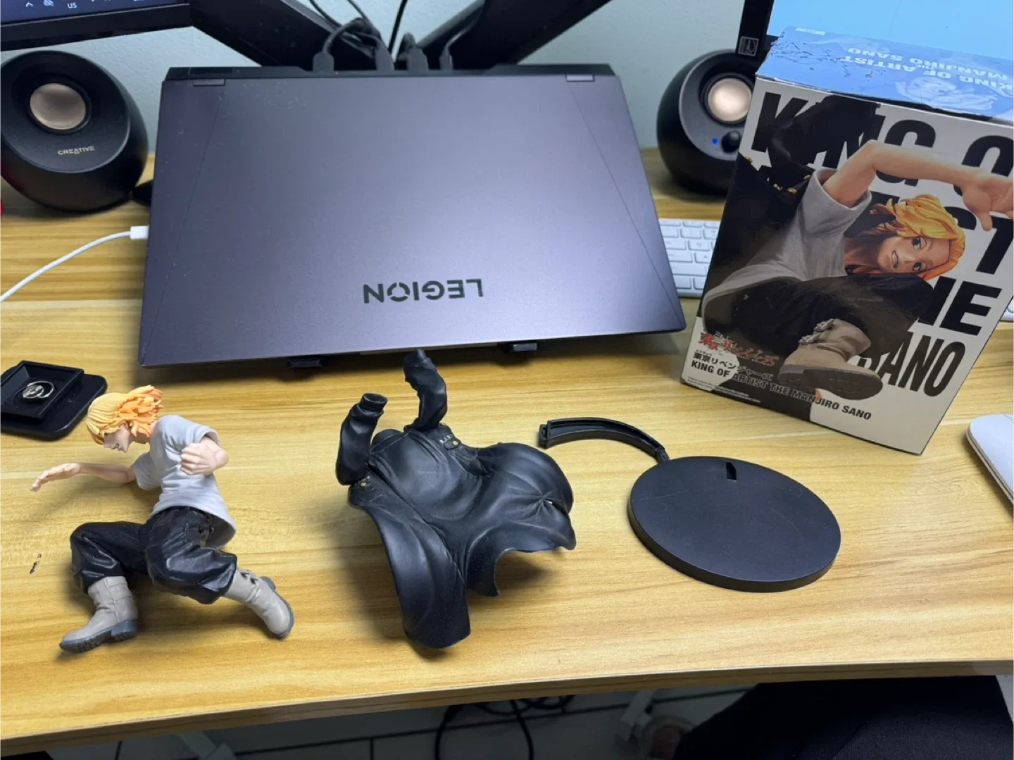 Mikey Tokyo Revengers figure image indicator(2)