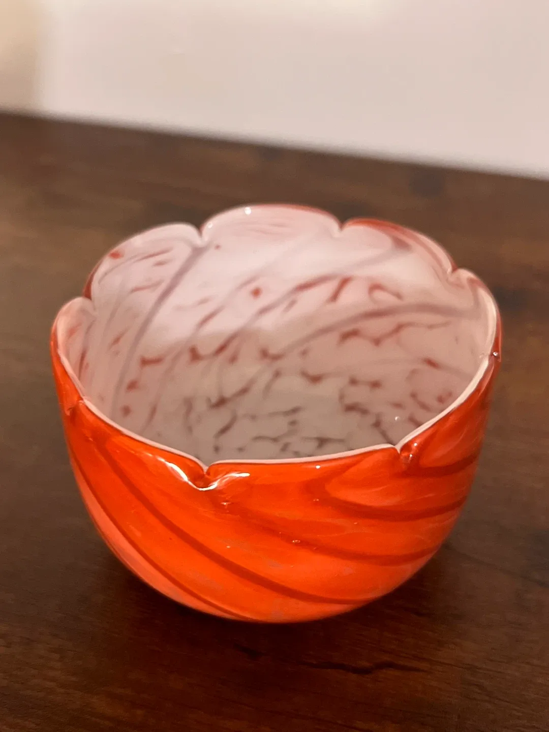 Murano Red Swirl Glass Bowl image indicator(3)