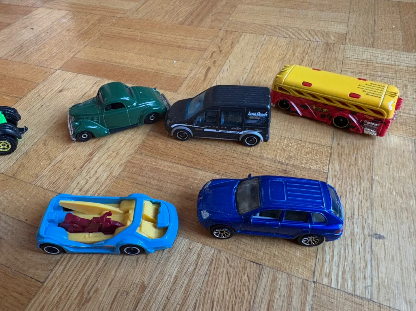 Hot Wheels Diecast Cars - Lot of 10 image indicator(3)
