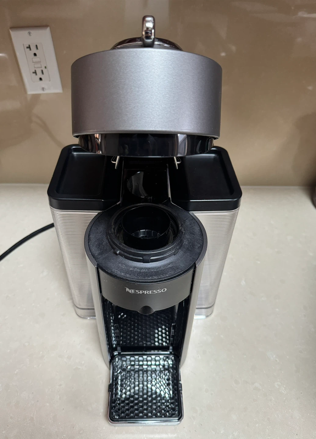 Nespresso Vertuo Next Coffee Machine - photo 5