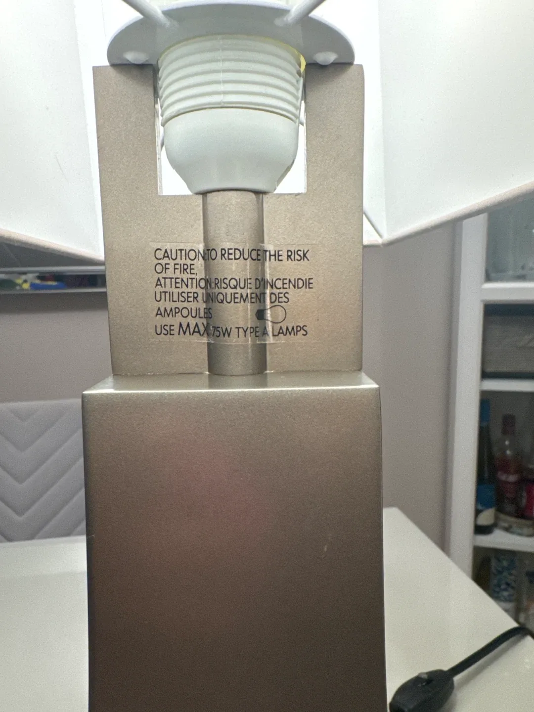 Table Lamp with Rectangular Shade image indicator(3)