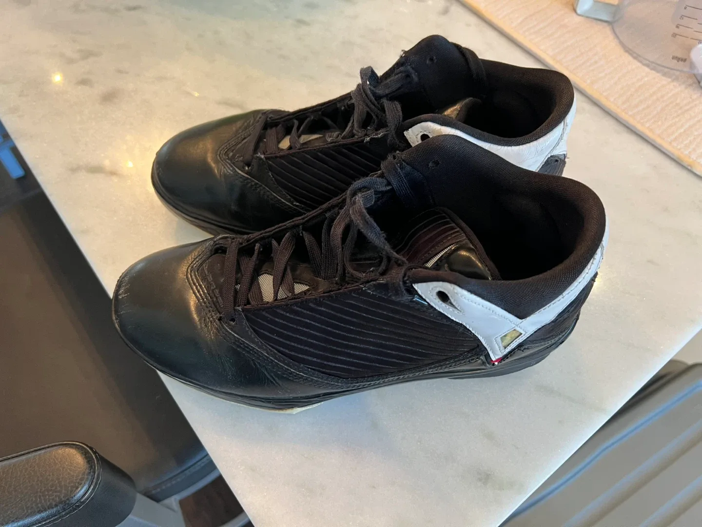 Jordan Shoes thumbnail