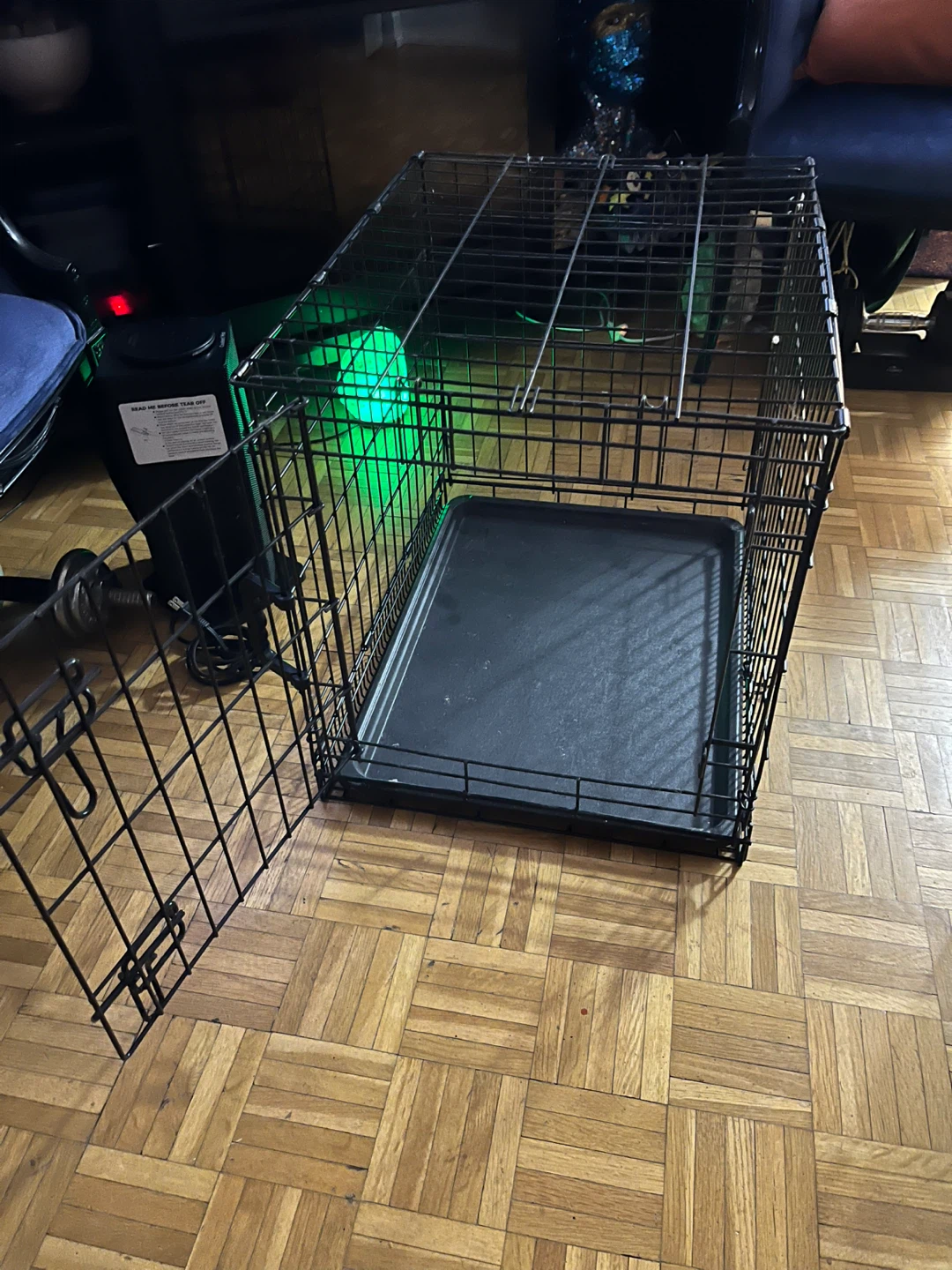 Small Dog Crate also have a large cage for sale