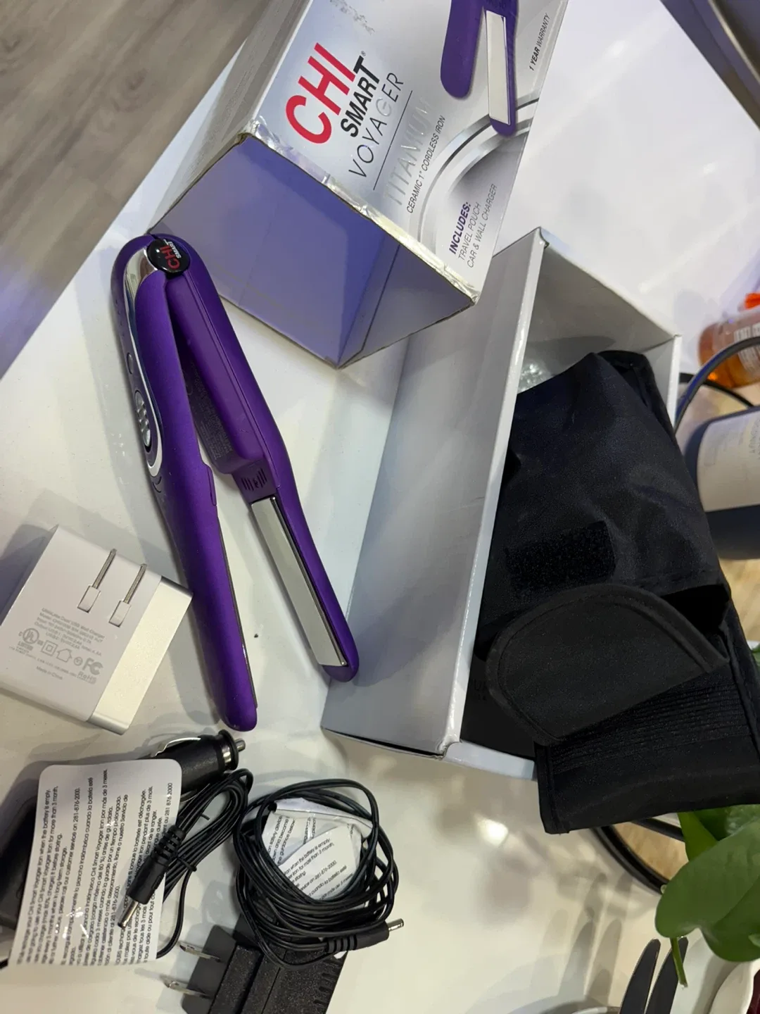 CHI Smart Voyager Titanium Ceramic Cordless Iron image indicator(2)